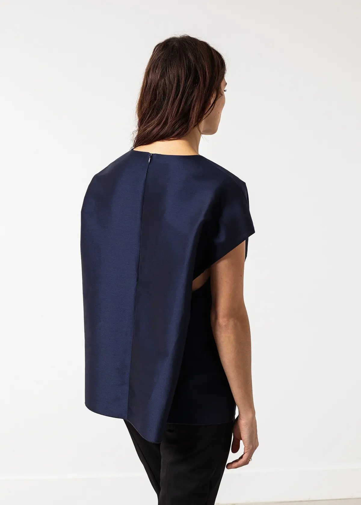 Tucked Sleeve Blouse In Navy 1