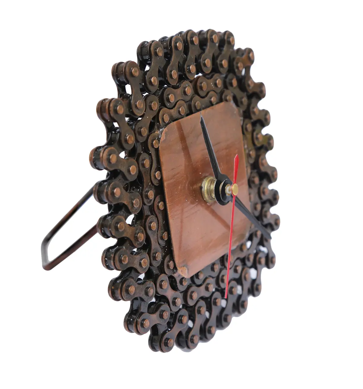 Upcycled Bike Chain Table Clock 1
