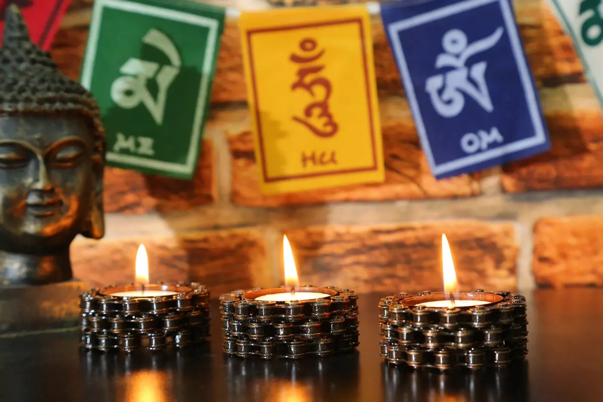 Upcycled Bike Chain Candles Holder 1