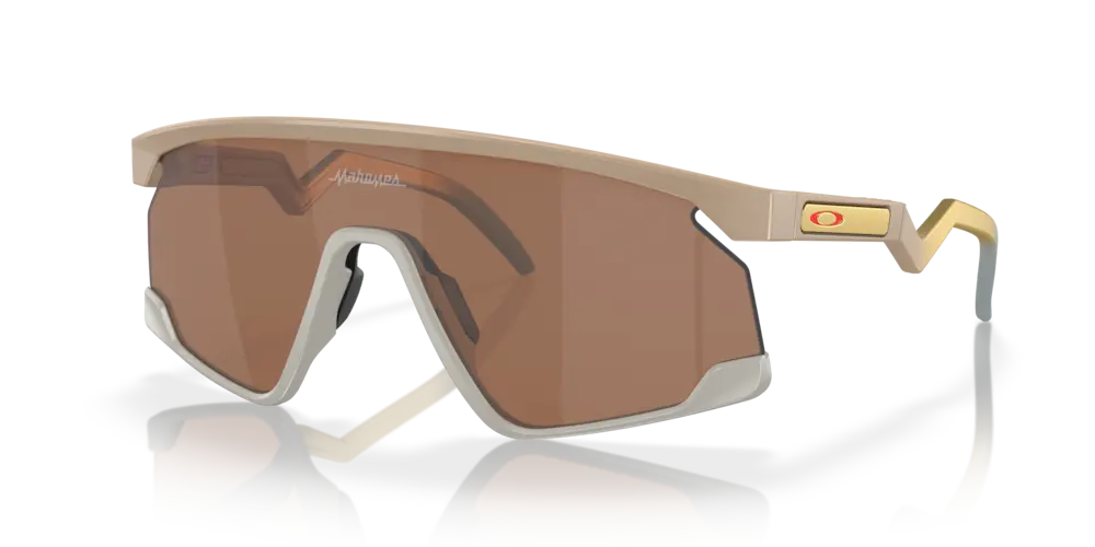 Oakley Bxtr Patrick Mahomes Ii Collection Prizm Tungsten Lenses Matte Terrain Tan Frame 1
