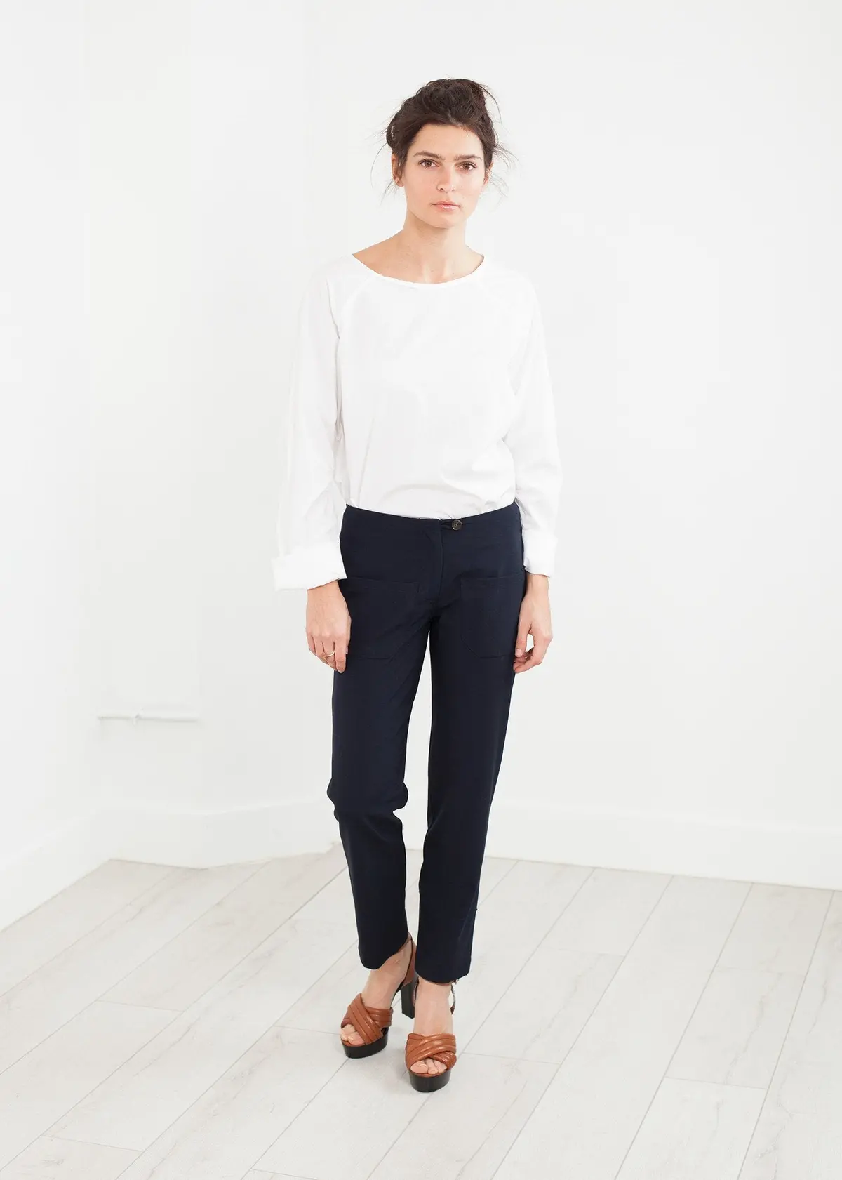 Patch Pocket Pant In Navy 1