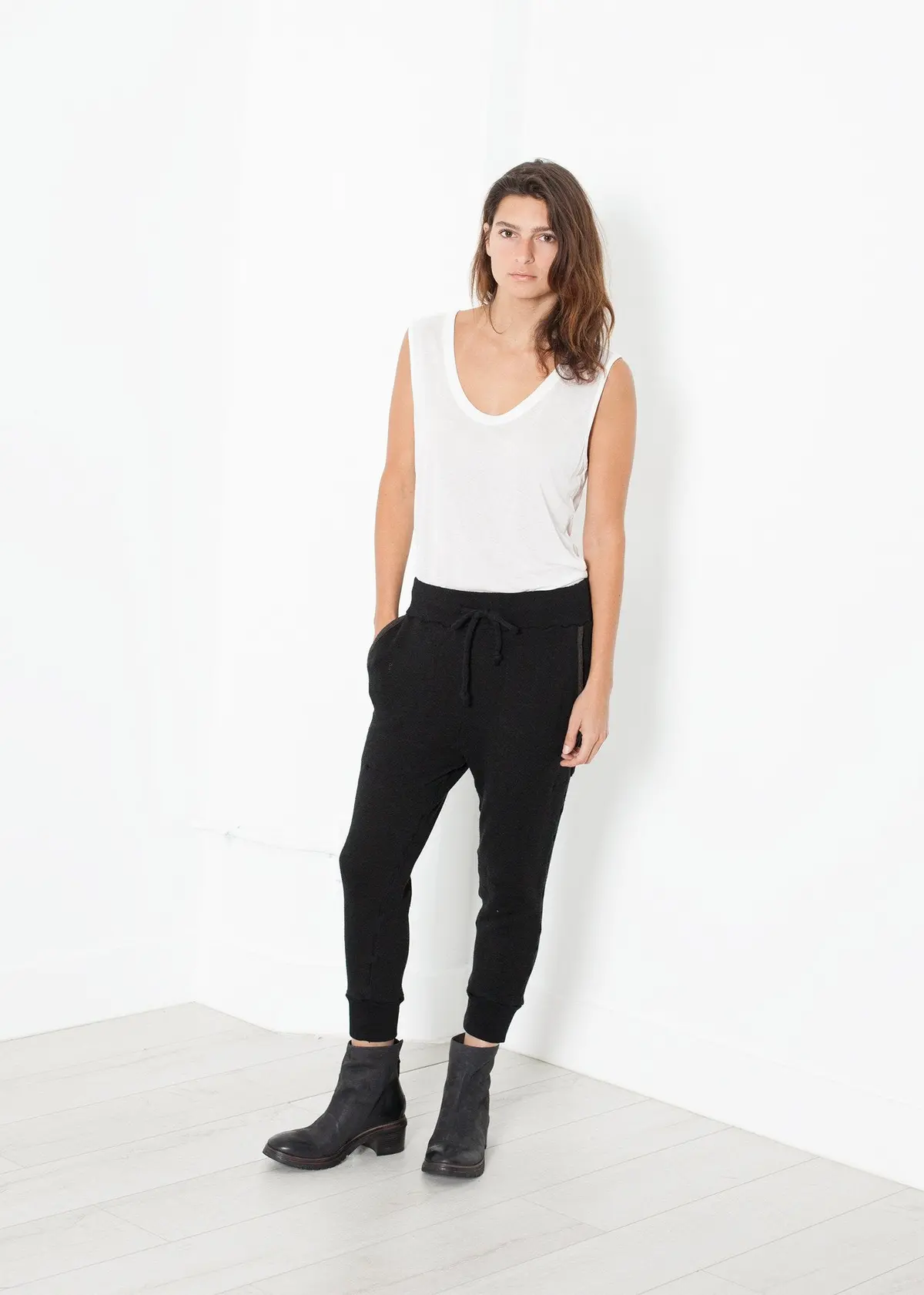 Highsoft Cropped Sweat In Black 1