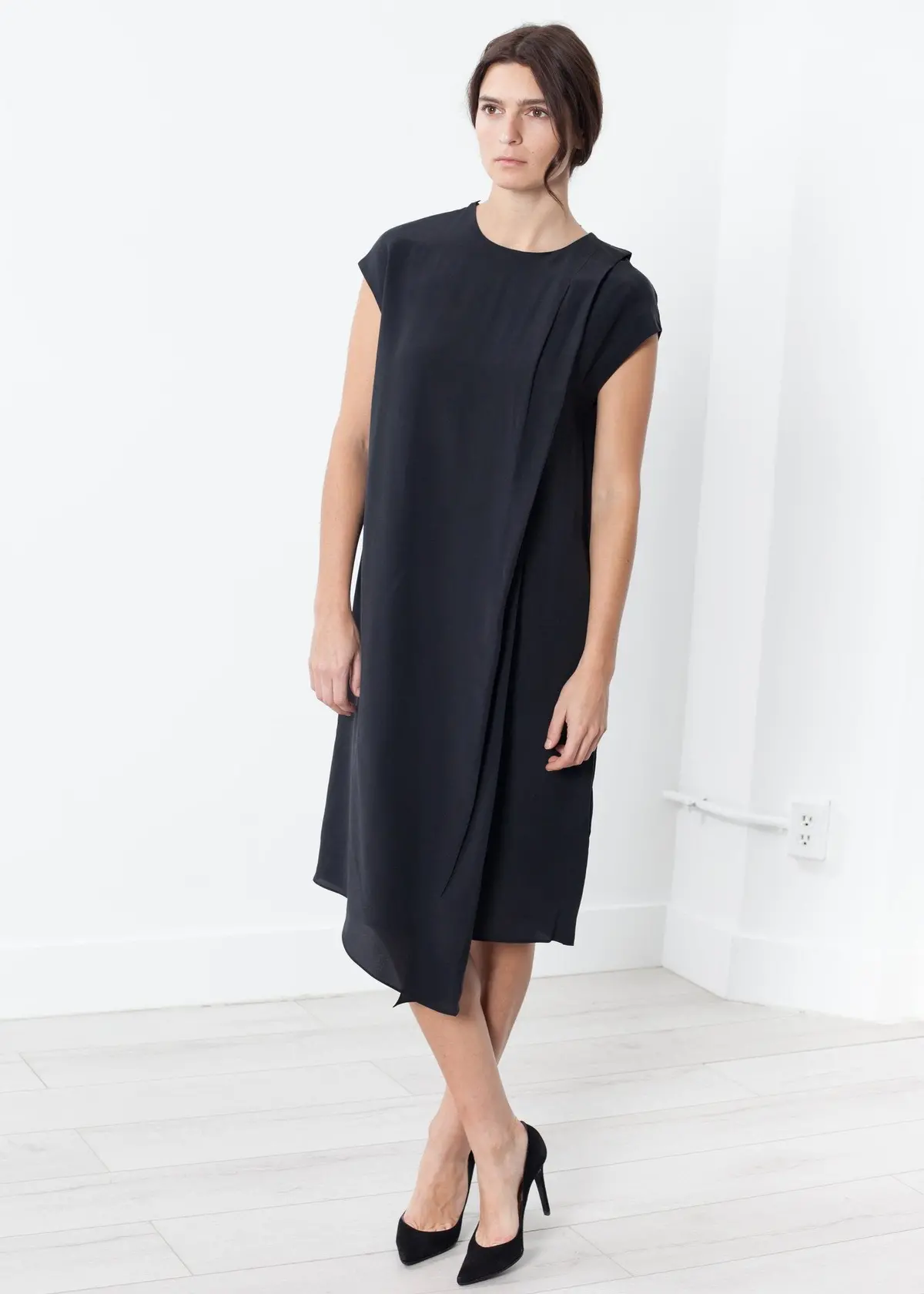 Elvira Dress In Black 1