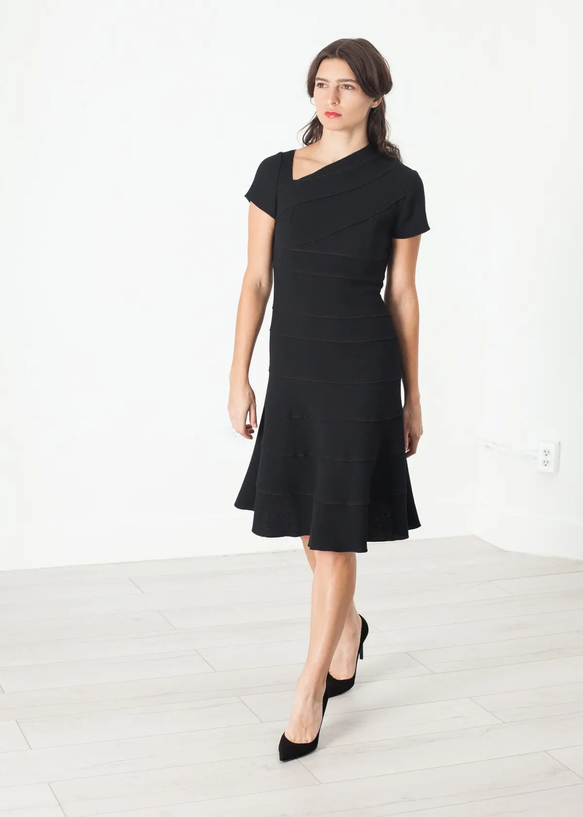 Lined Silhouette Dress In Black 1