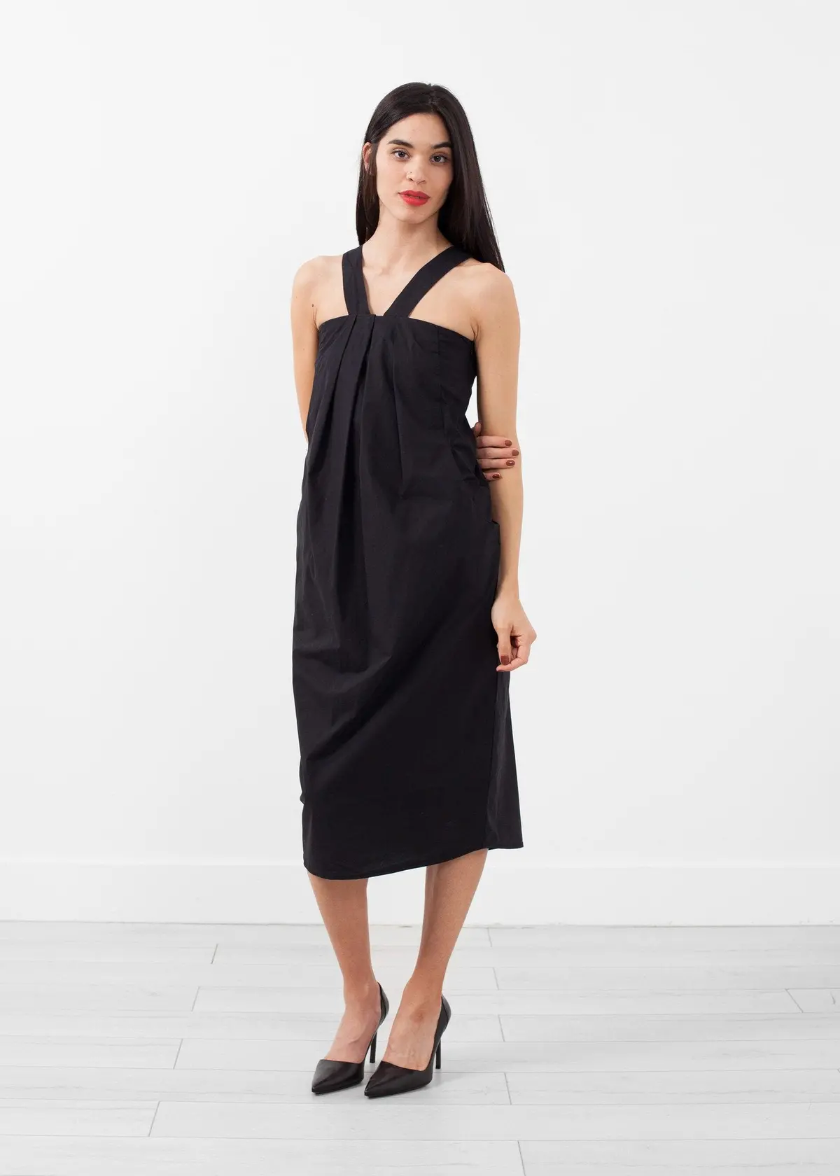 V-Strap Pocket Dress 1