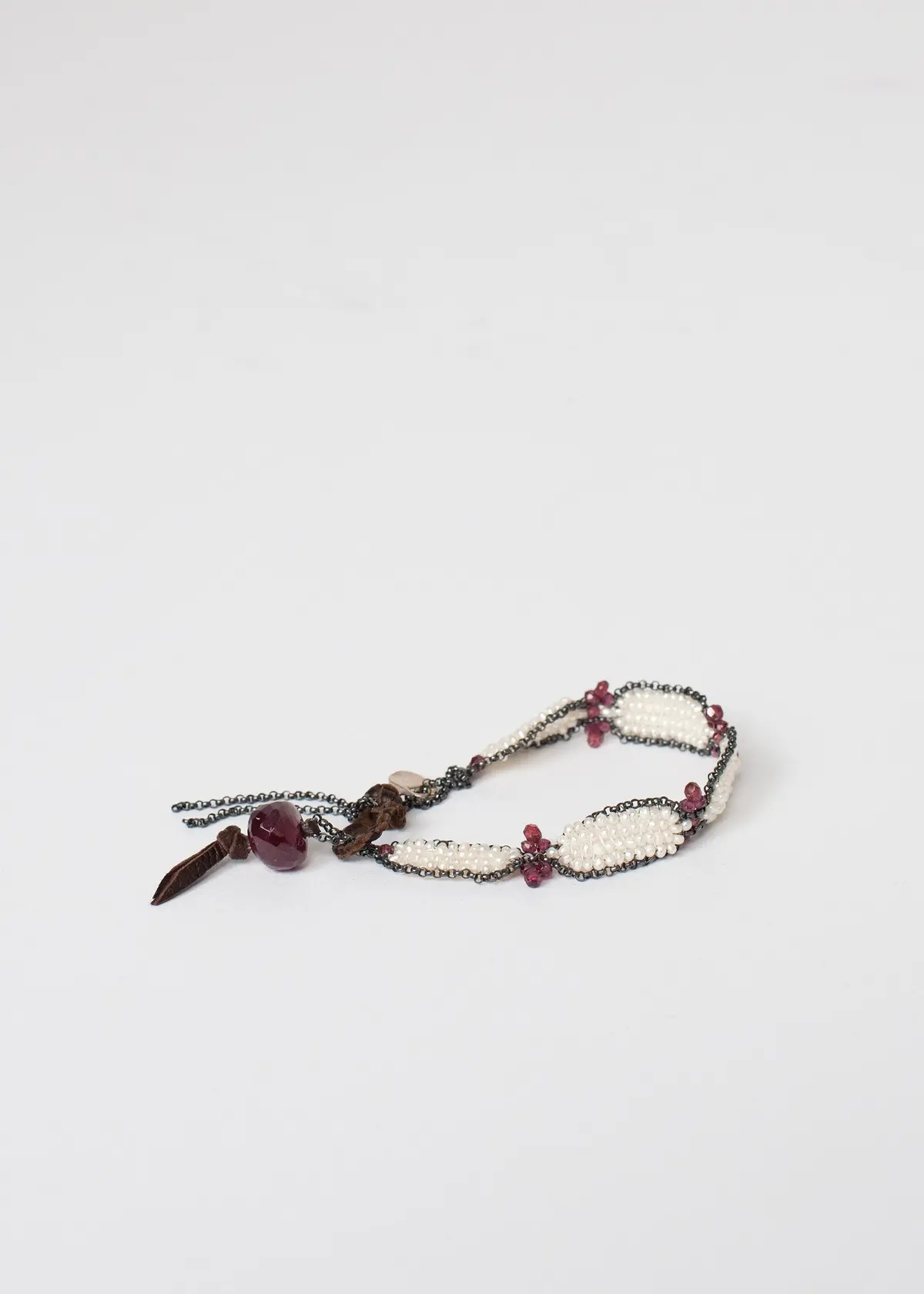 Garnet Bracelet In Frothy Pearl 1