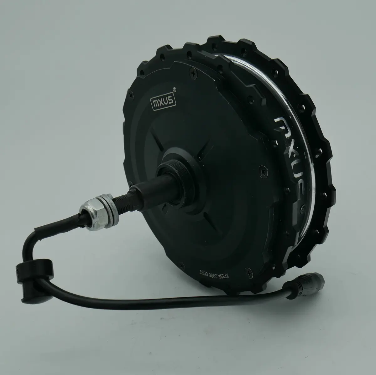 Mxus 48V 750W Hub Motor 1