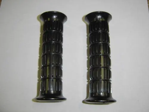 Handlebar Grip Set  Honda Cb750k2-76 Oem 1