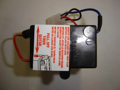 (03A) Battery 6N2a-2C-3 W/Kit Honda Z50k1 2