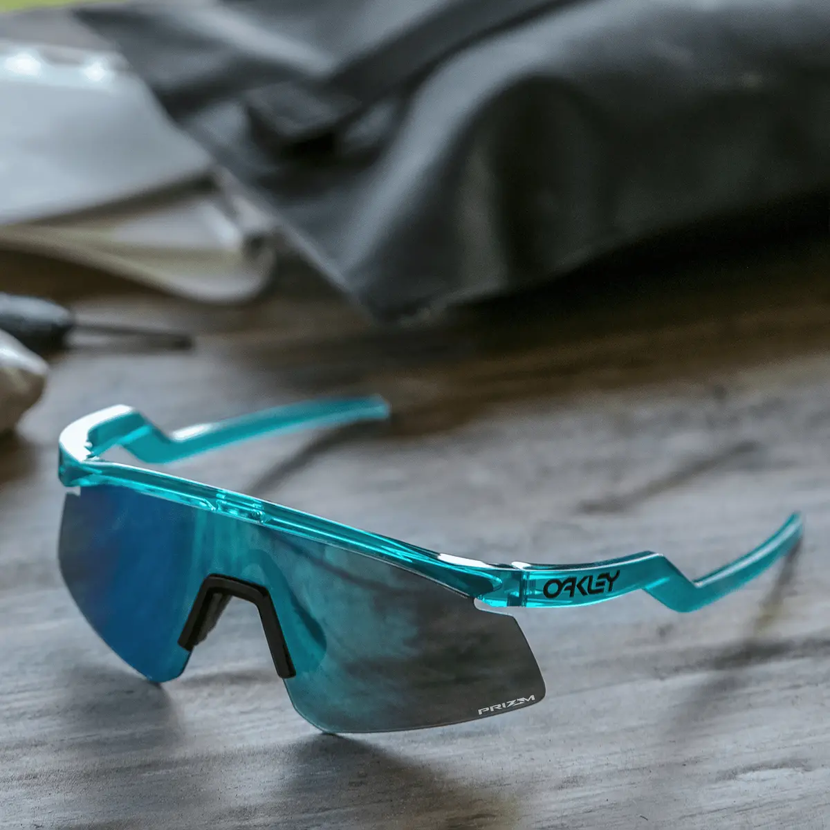 Oakley Hydra Prizm Sapphire Lenses - Trans Artic Surf Frame 1