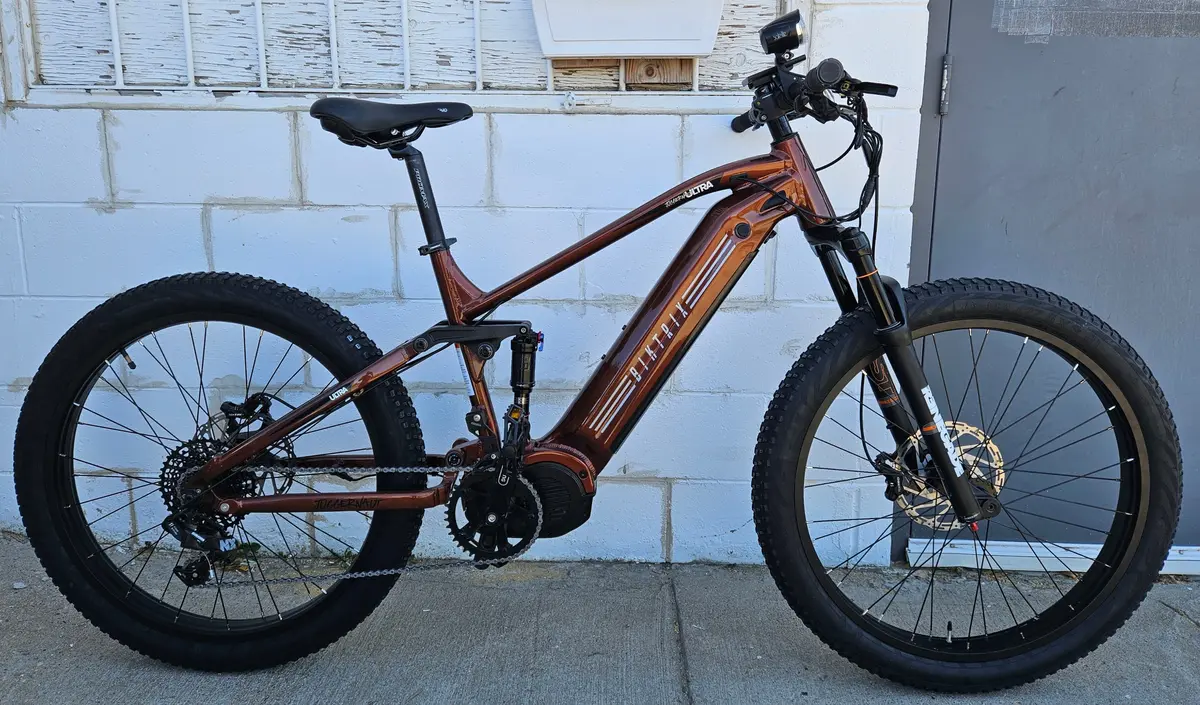 Bronze Juggernaut Ultra Fs Pro 1 Large 27.5X3 1