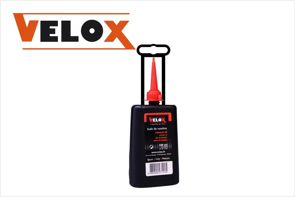 Velox Mineral Oil 100 Ml. With Hanger 1