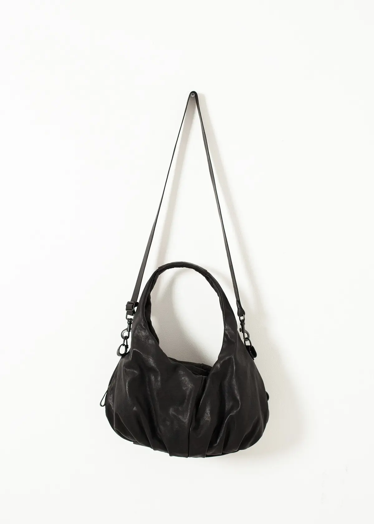 Circle Bag In Black 1