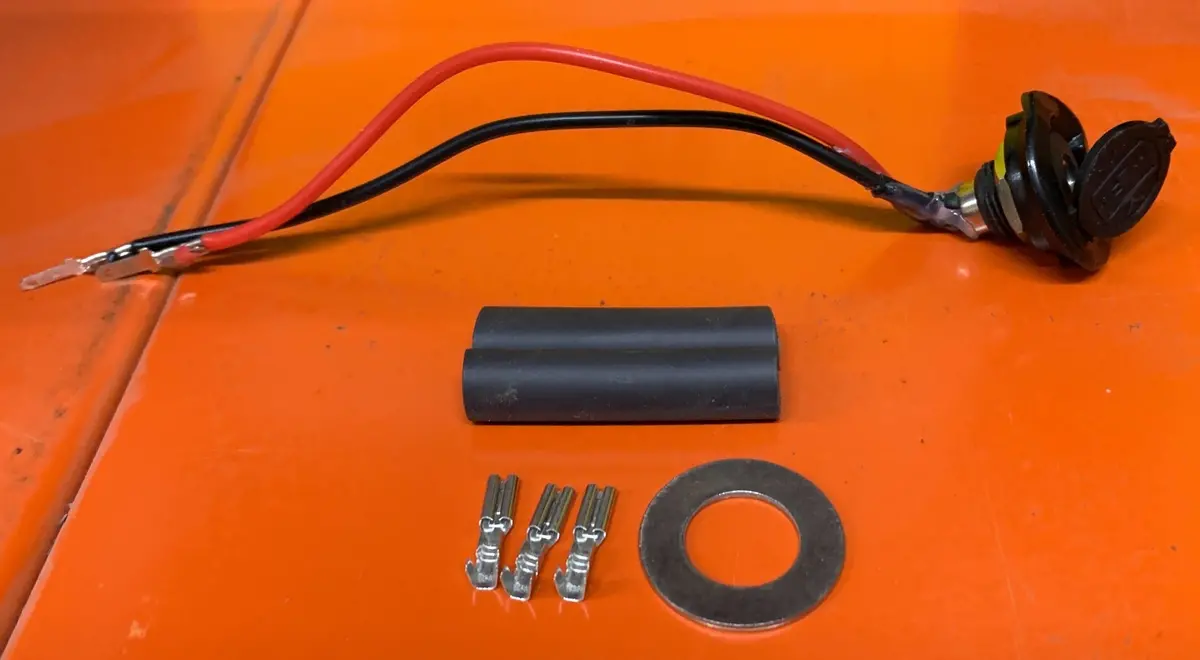Charging Port - Syr006 Frame Side - Hub Duo 1