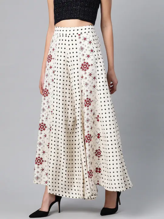 Women Beige & Black Printed Flared Palazzos 1