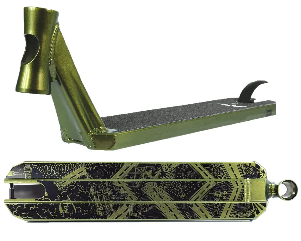 Lucky Tfox Tanner Fox Signature Deck 1
