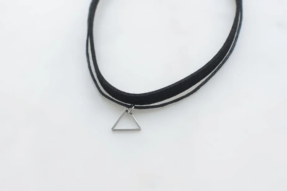 Choker With Triangle 1