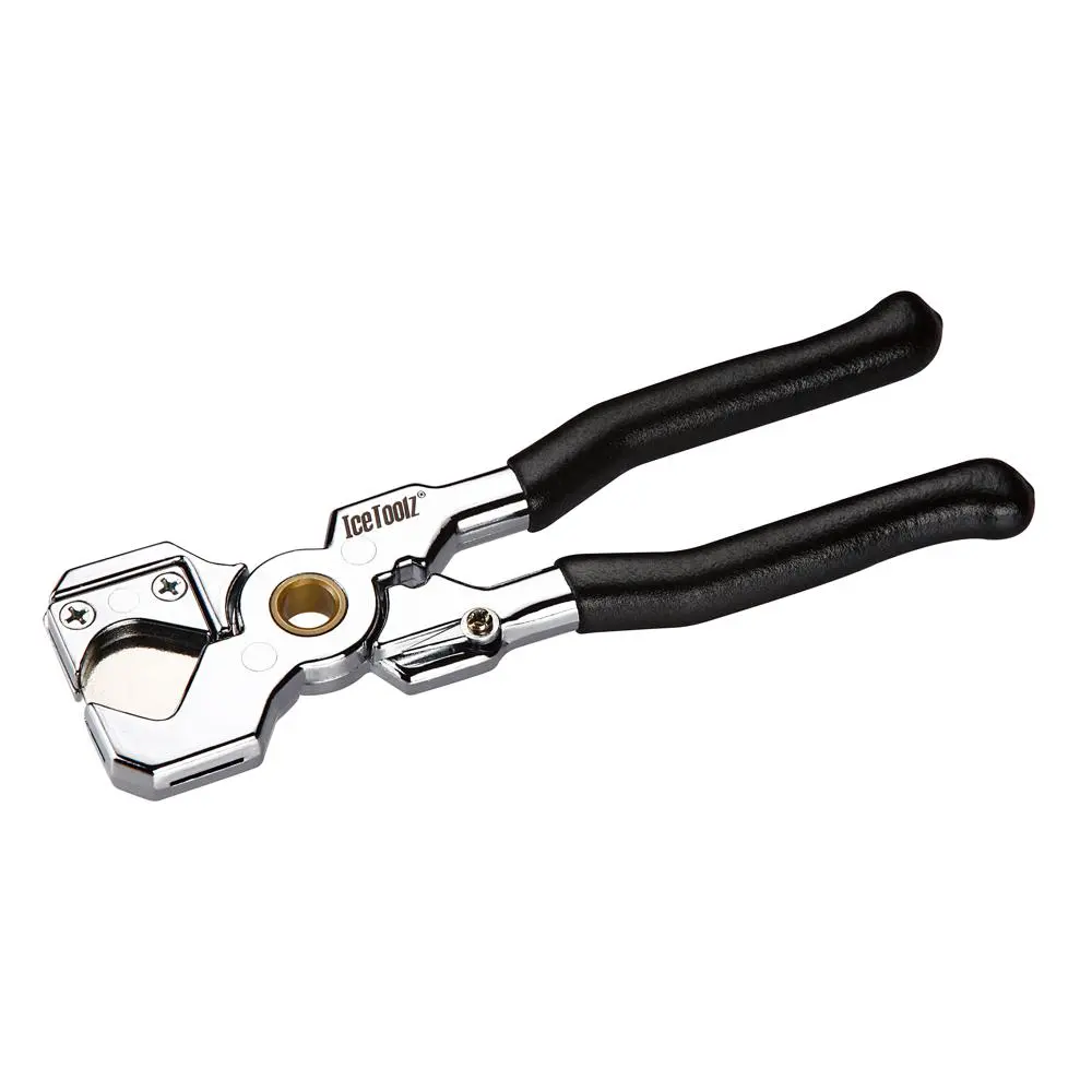 Icetoolz Hydraulic Hose Cutter 1
