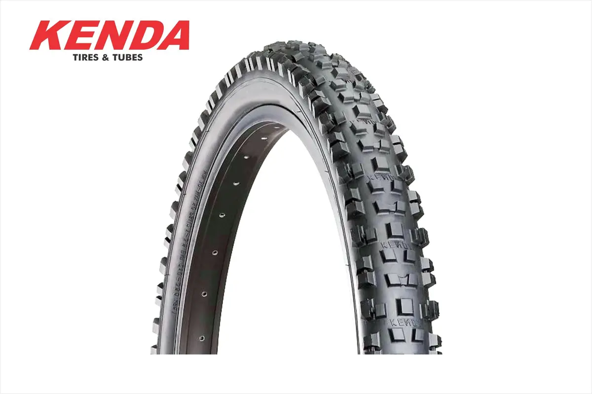 Kenda K-887 Kinetics Rear Black Wire Bsw Tire 1