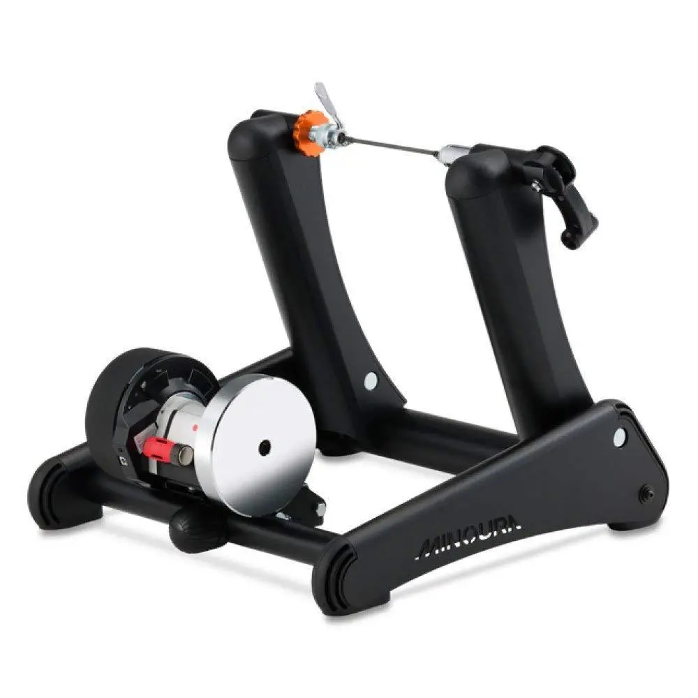 Minoura Kagura Smart Trainer 1