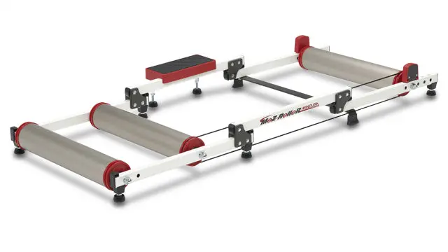 Minoura Moz Roller With Step & Guard 1