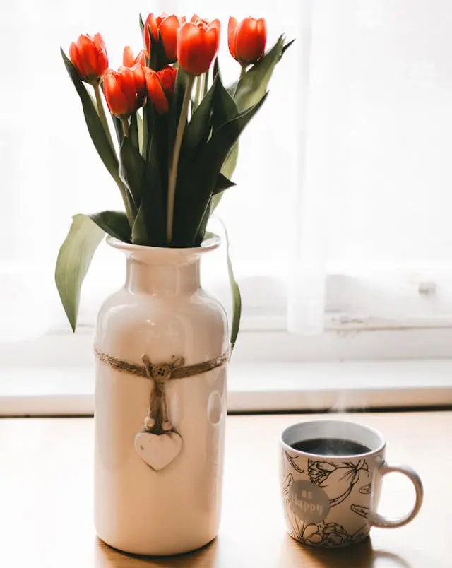 Timeless Porcelain And Glass Flower Vase 2