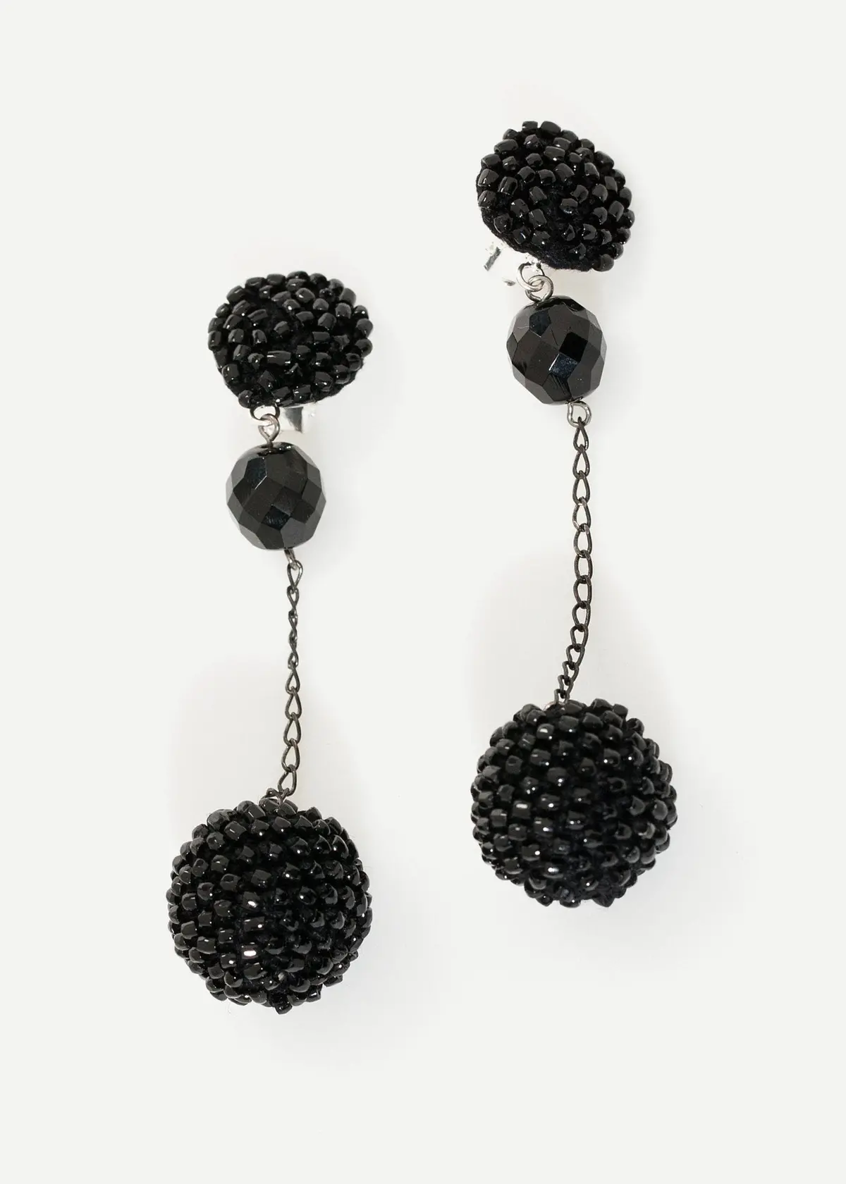 Drop Cluster Earring In Black 1