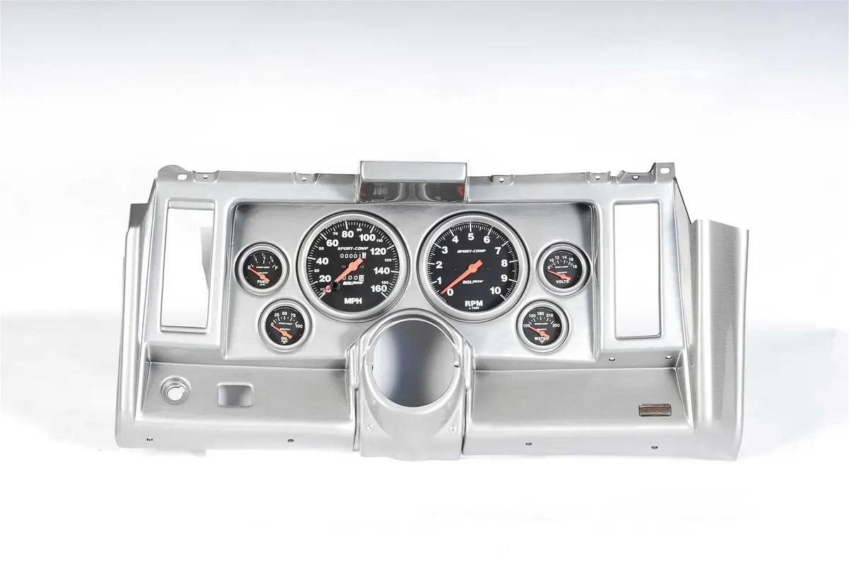 Classic Thunder Road Instrument Panel With Autometer Gauges – 101690122 1